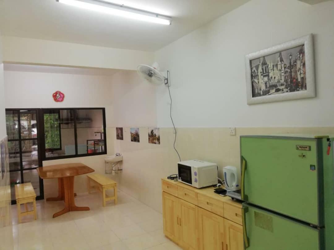 Sweethome For Travelers Seremban Exterior photo