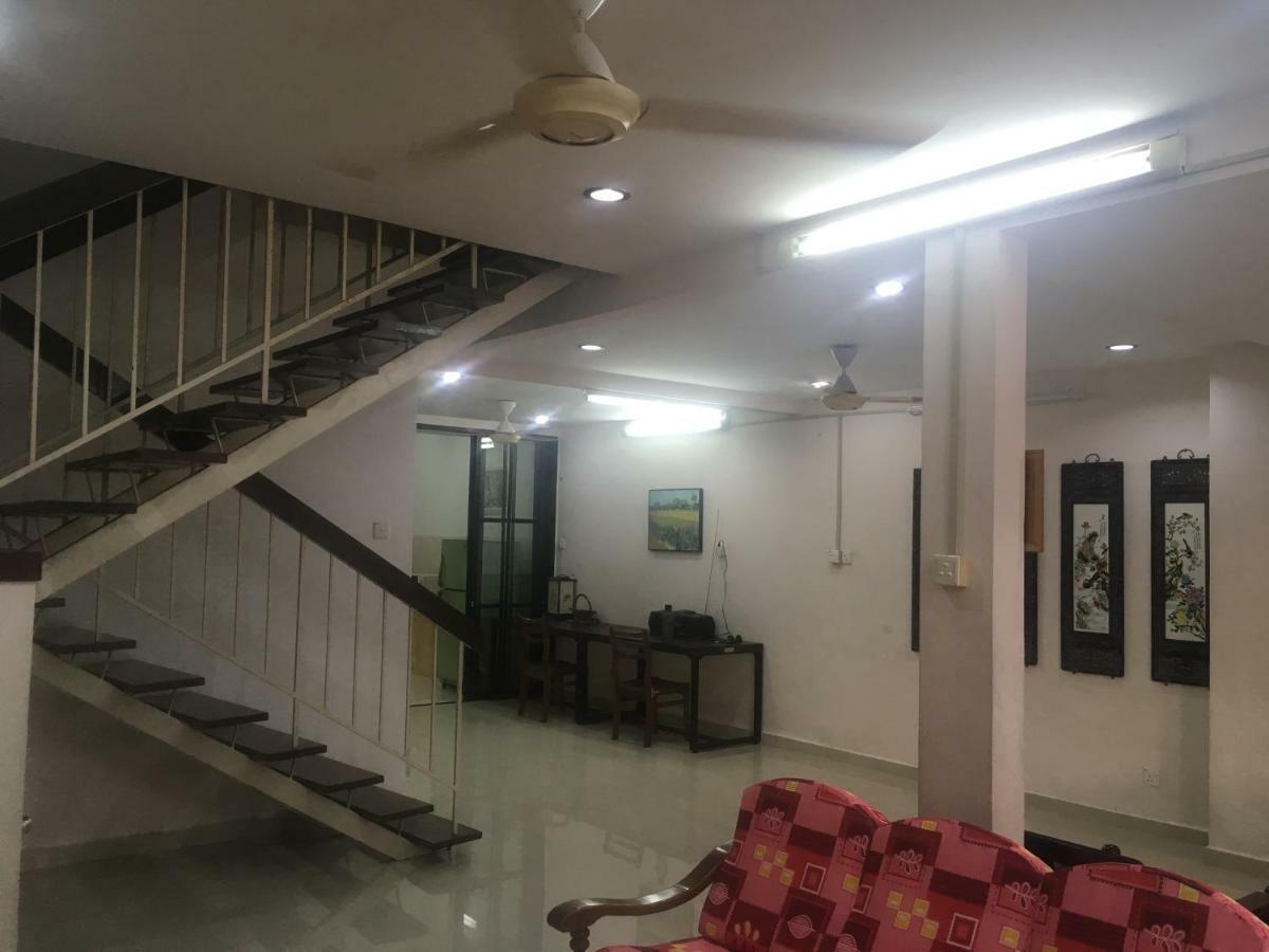 Sweethome For Travelers Seremban Exterior photo